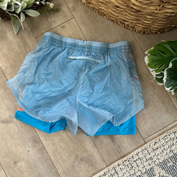 New Nike Women's Icon Clash Tempo Luxe Mid-Rise Running Shorts Blue Size XS - Picture 2 of 15